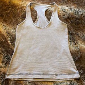 CROPPED lululemon Cool Racerback tank sz 6